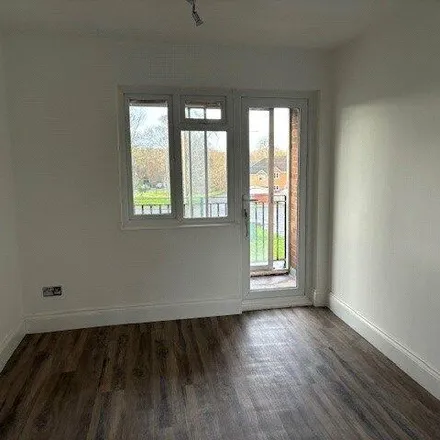 Image 3 - 30 Cunningham Gardens, Bristol, BS16 2NL, United Kingdom - Townhouse for rent