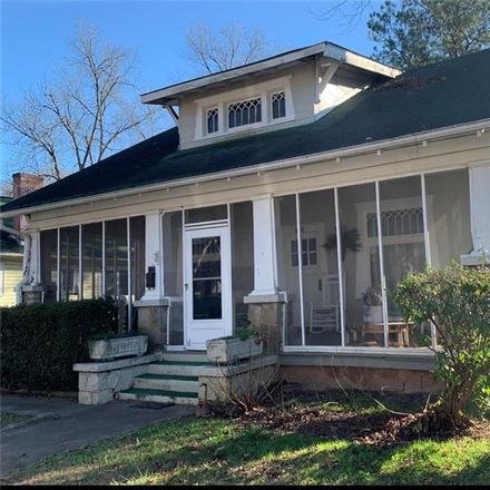 Rent this 4 bed house on Stokes Ave SW in Atlanta, GA