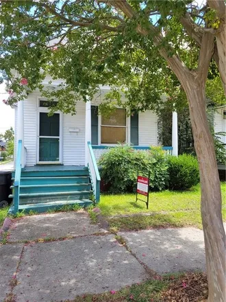 Buy this 2 bed house on 51 Elm Avenue in Portsmouth City, VA 23704