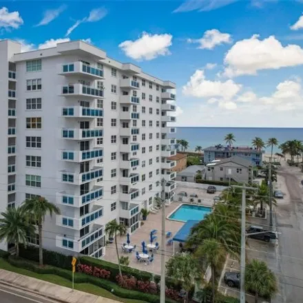Buy this 2 bed condo on 373 Foxglove Terrace in Beverly Beach, Hollywood