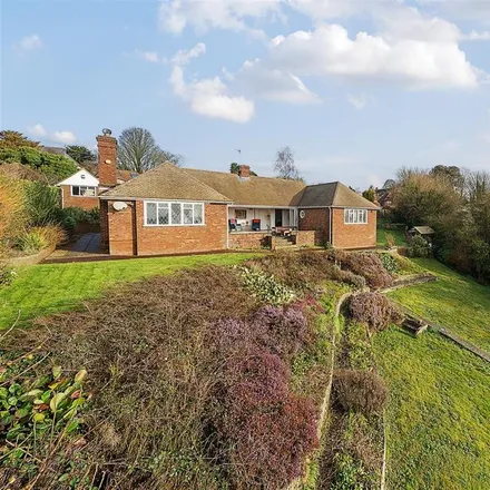 Rent this 3 bed house on Chart Road in Sutton Valence, ME17 3RA