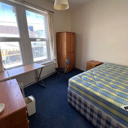 Rent this 5 bed apartment on Sommerville Road in Gloucester Road, Bristol