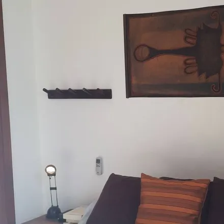 Rent this 1 bed apartment on Centro Interescolar de Linguas 02 de Brasilia in HCGN 711, Asa Norte