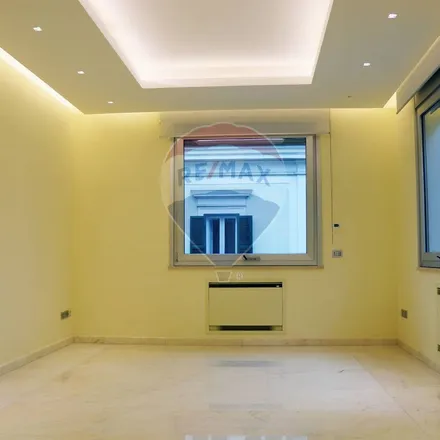 Image 3 - IBL Banca, Via Prospero Petroni, 70121 Bari BA, Italy - Apartment for rent