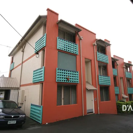 Rent this 1 bed apartment on 14 Morris Street in Highgate Hill QLD 4101, Australia