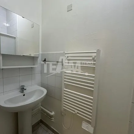 Rent this 2 bed apartment on 4 Rue Paul Valéry in 34200 Sète, France