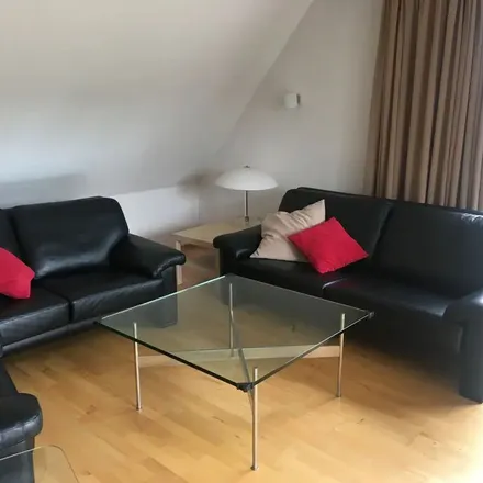 Rent this 3 bed apartment on Talweg 4 in 40489 Dusseldorf, Germany