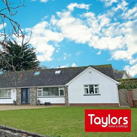 Buy this 5 bed house on Manor Vale Road in Galmpton, TQ5 0PA