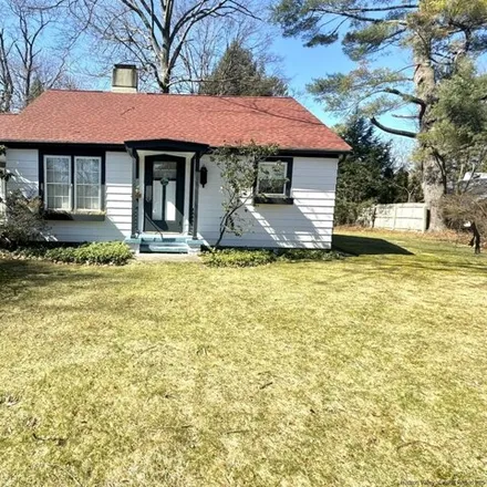 Image 2 - 10 Phillips Street, Village of Red Hook, Dutchess County, NY 12571, USA - House for sale