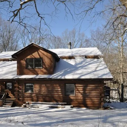 Image 1 - 196 Twin Lakes Drive, Sagamore Estates, Shohola Township, PA 18458, USA - House for sale