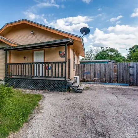 Buy this 3 bed house on 944 West Rosewood Avenue in San Antonio, TX 78201