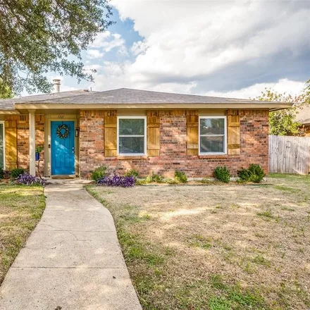 Buy this 3 bed house on 7226 Hedge Drive in Dallas, TX 75249