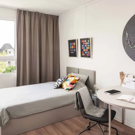 Rent this 1 bed apartment on Remonstrantse Broederschap Lokhorstkerk in Lokhorststraat, 2311 TA Leiden