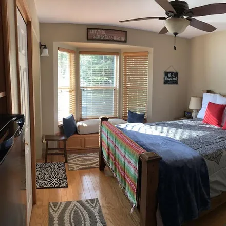 Rent this 1 bed house on Hayden