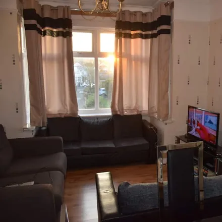 Rent this 3 bed apartment on London in W13 9QZ, United Kingdom