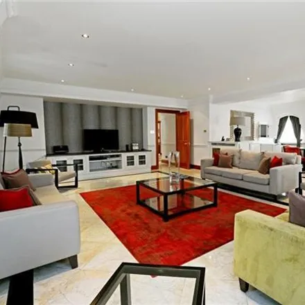 Rent this 5 bed apartment on Fraser Residence Prince of Wales Terrace in 2-14 Prince of Wales Terrace, London