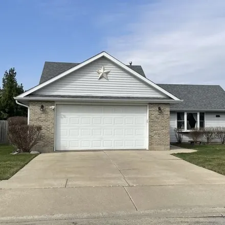 Rent this 3 bed house on 759 Hedge Drive in DeKalb, IL 60115
