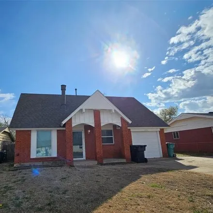 Rent this 3 bed house on 2704 Southwest 86th Street in Oklahoma City, OK 73159