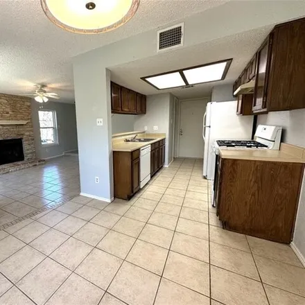 Image 2 - 13501 Boliva Drive, Williamson County, TX 78729, USA - Apartment for rent