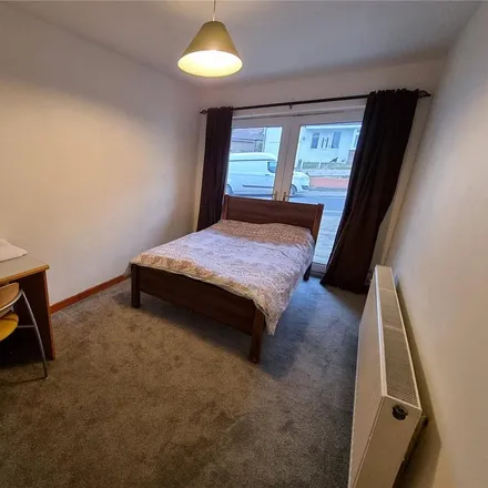 Image 7 - Springwood Hall Gardens, Huddersfield, HD1 4HA, United Kingdom - Duplex for rent