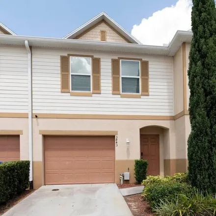 Buy this 3 bed townhouse on 3859 Exeter Lane in Lakeland, FL 33810