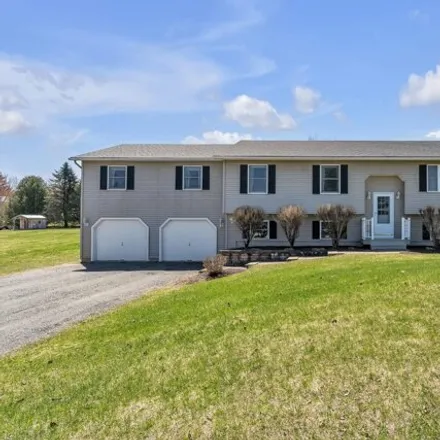 Buy this 3 bed house on 175 Ashman Drive in Derby, VT 05855