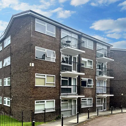 Image 6 - Scotts Avenue, Bromley Park, London, BR2 0LG, United Kingdom - Apartment for rent