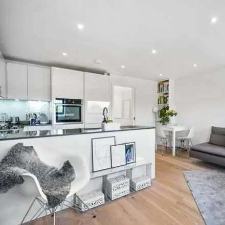 Image 1 - 12 Northfield Avenue, London, W13 9RJ, United Kingdom - Apartment for sale