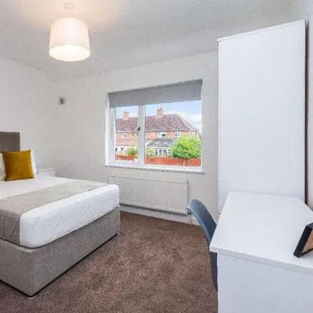 Image 4 - 268 Greystoke Avenue, Bristol, BS10 6BG, United Kingdom - Duplex for rent