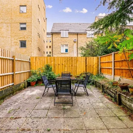 Rent this 4 bed townhouse on 7 Bering Square in Millwall, London