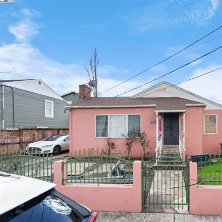 Buy this 2 bed house on 7335 Halliday Avenue in Oakland, CA 94613