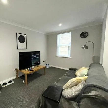 Image 9 - The Central, Half Moon Lane, Gateshead, NE8 2AN, United Kingdom - Apartment for rent