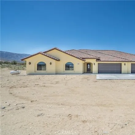 Buy this 4 bed house on 10468 Smoke Tree Road in Piñon Hills, CA 92372