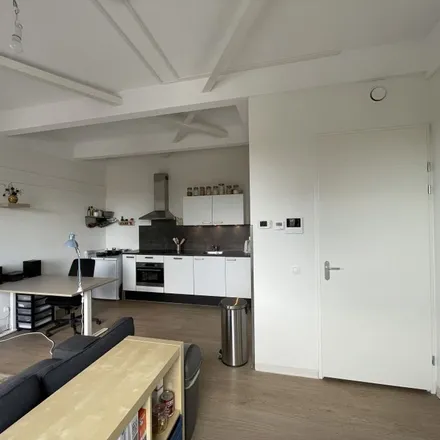 Rent this 2 bed apartment on T.G. Gibsonstraat 4 in 7411 RR Deventer, Netherlands