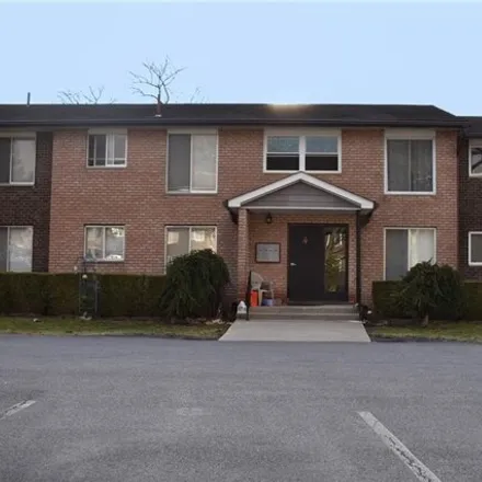 Buy this 1 bed condo on 4 Barnett Drive in Village of Monroe, NY 10950