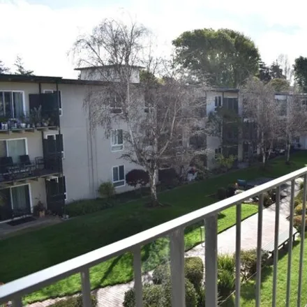 Rent this 1 bed apartment on 930 Peninsula Avenue in San Mateo, CA 94401