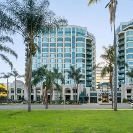 Rent this 3 bed condo on 2500 6th Avenue in San Diego, CA 92103