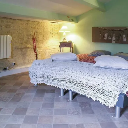 Rent this 1 bed house on Mairie de Fontenille-Saint-Martin-d'Entraigues in 37 Route de Niort, 79110 Fontenille-Saint-Martin-d'Entraigues