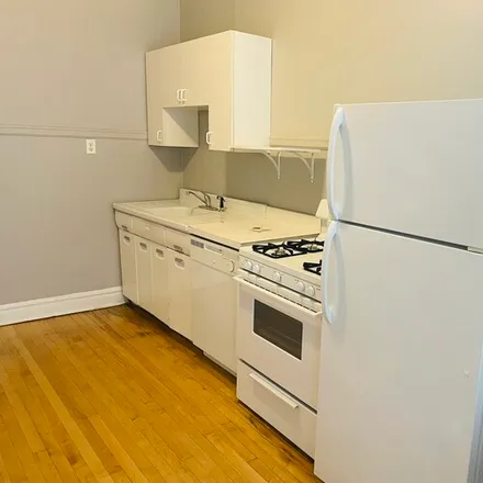 Rent this 1 bed apartment on 1907 W Argyle St