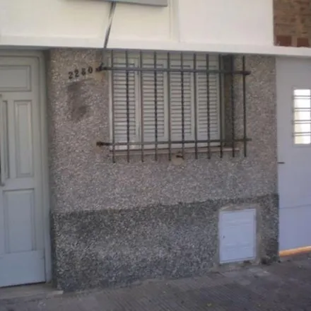 Buy this 2 bed house on La Paz 98 in República de la Sexta, Rosario