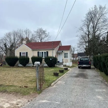 Buy this 4 bed house on 5 Monsen Street in Central Islip, Islip