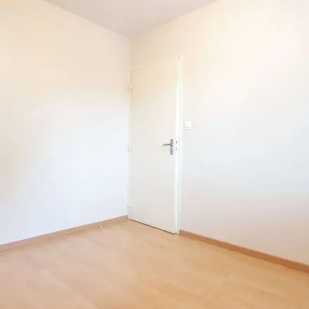 Rent this 2 bed apartment on 13 Rue du Tremblant in 12850 Onet-le-Château, France