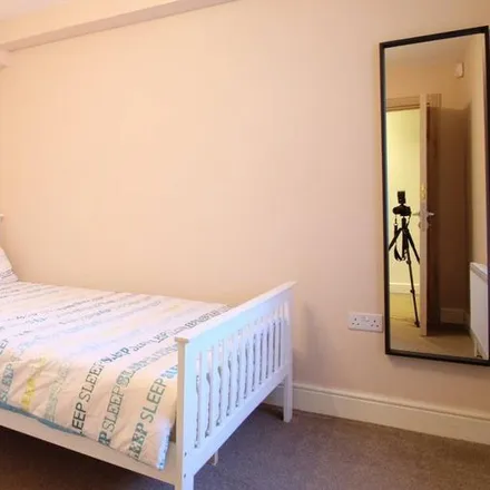 Rent this 1 bed room on Eastern Avenue in London, IG2 6NT