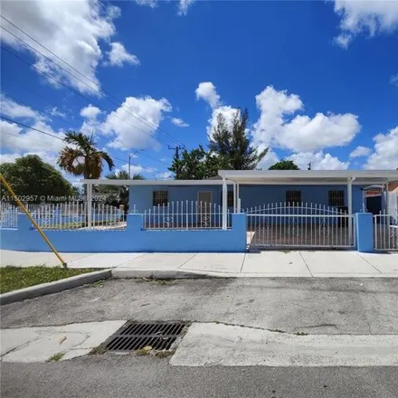 Image 1 - 450 Northeast 7th Avenue, Sun-Tan Village, Hialeah, FL 33010, USA - House for sale