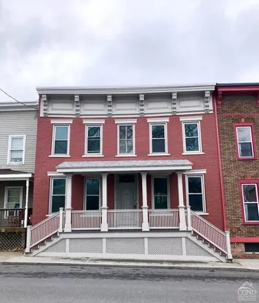 Rent this 2 bed apartment on 539 State Street in Oakdale, City of Hudson
