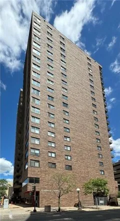 Buy this 1 bed condo on 26 10th St W Unit 1104 in Saint Paul, Minnesota