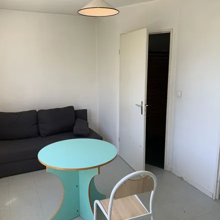 Rent this 1 bed apartment on 36 Rue Jeanne d'Arc in 45000 Orléans, France