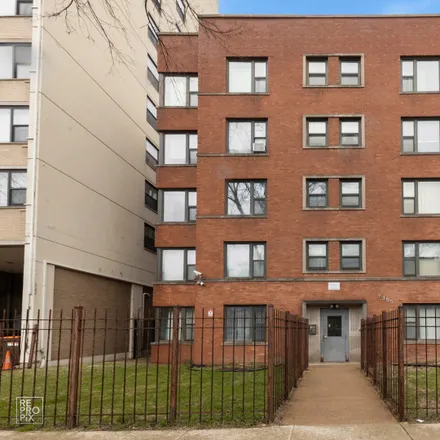 Buy this 1 bed house on 7355 South South Shore Drive in Chicago, IL 60649