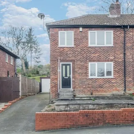 Buy this 3 bed duplex on Armley Grange Mount in Leeds, LS12 3QB