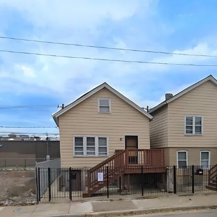 Buy this 3 bed house on 1937 West Grand Avenue in Chicago, IL 60622